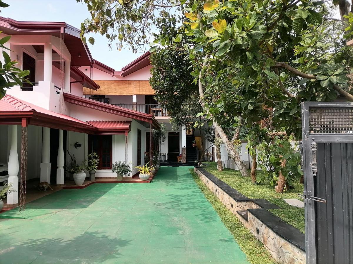 Ceylonima Home Stay Anuradhapura Eksteriør bilde