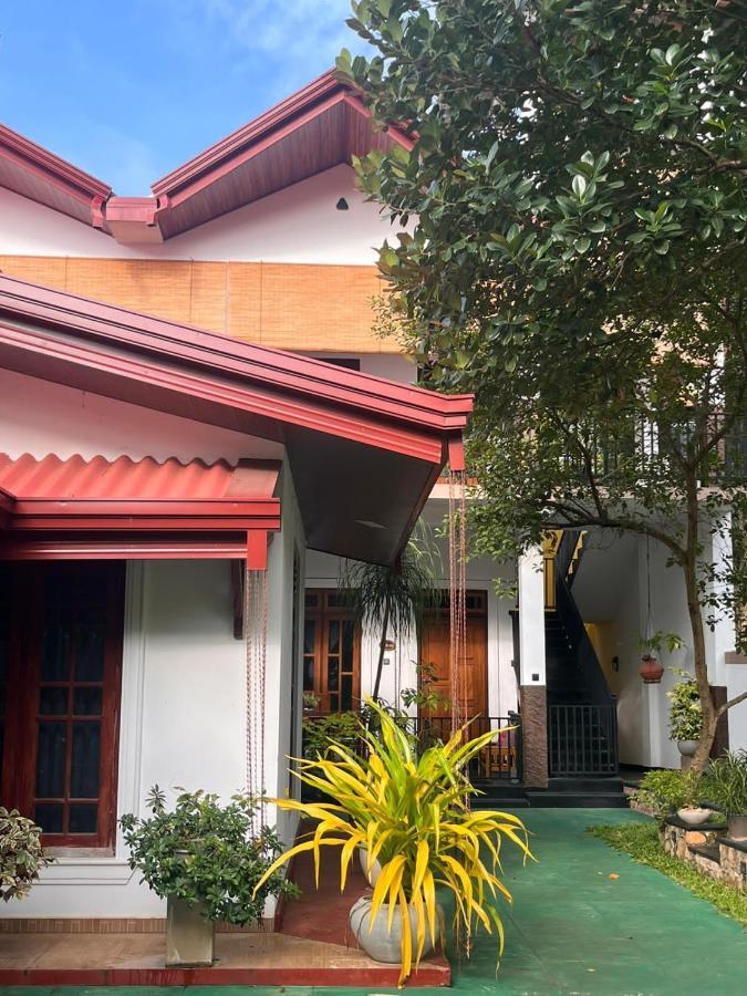 Ceylonima Home Stay Anuradhapura Eksteriør bilde