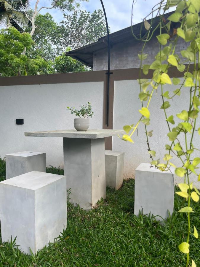 Ceylonima Home Stay Anuradhapura Eksteriør bilde