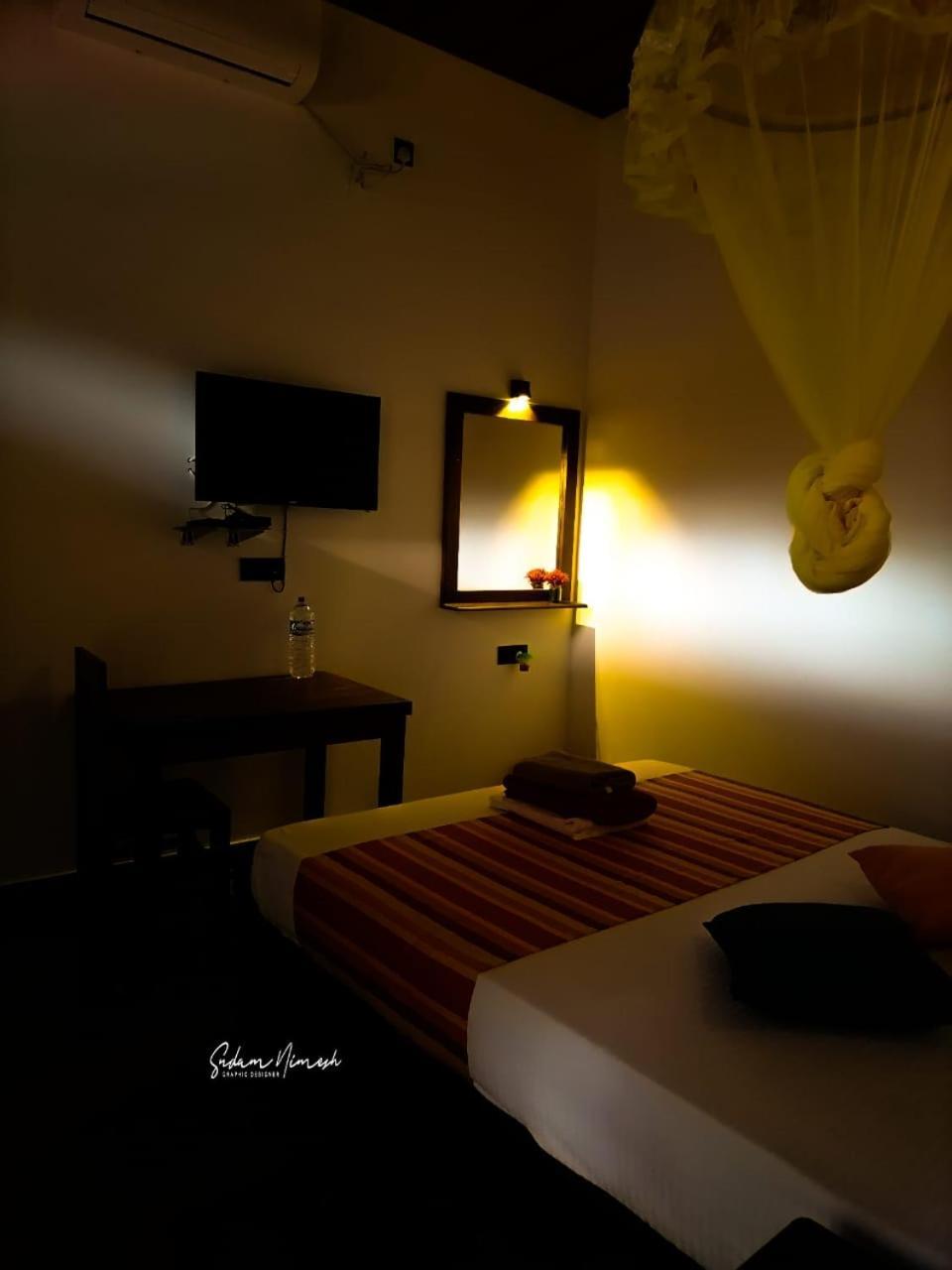 Ceylonima Home Stay Anuradhapura Rom bilde