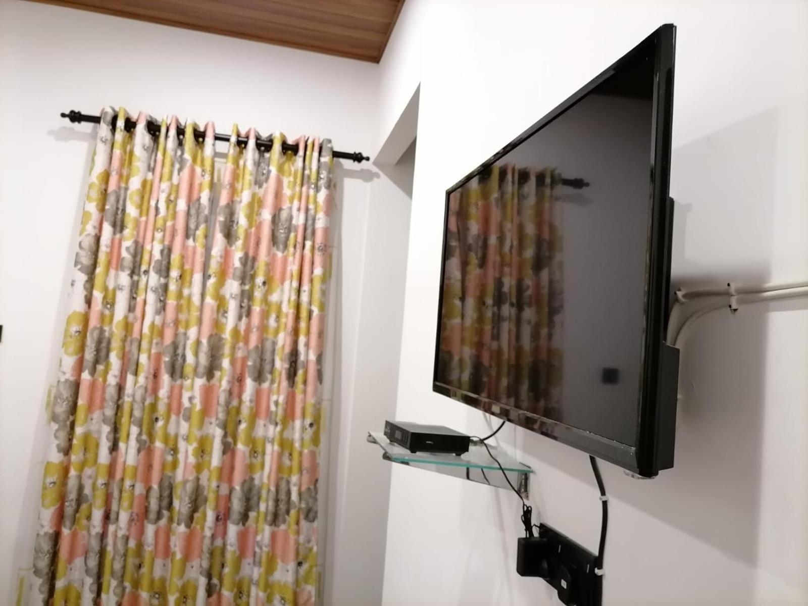 Ceylonima Home Stay Anuradhapura Rom bilde