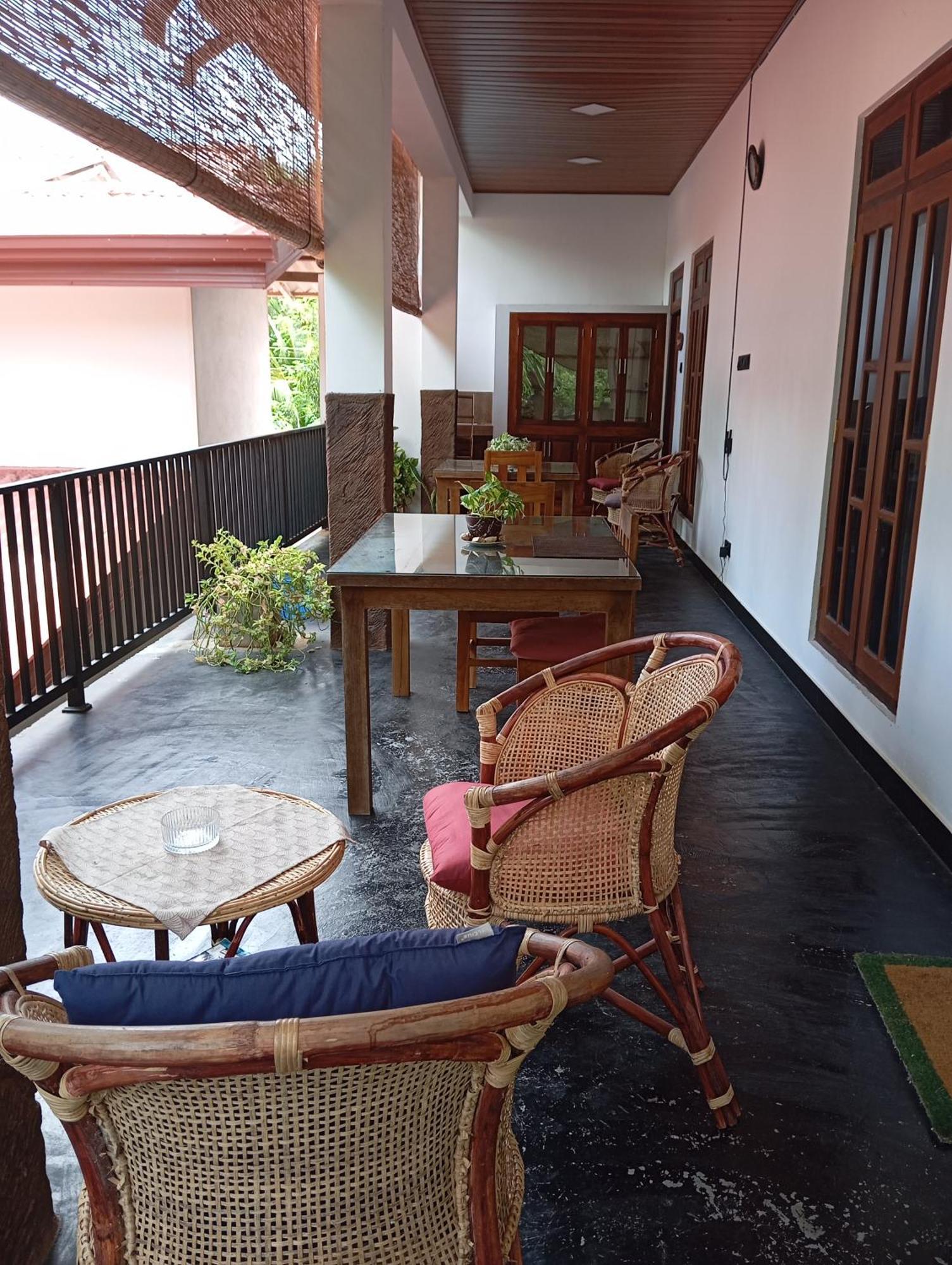 Ceylonima Home Stay Anuradhapura Rom bilde