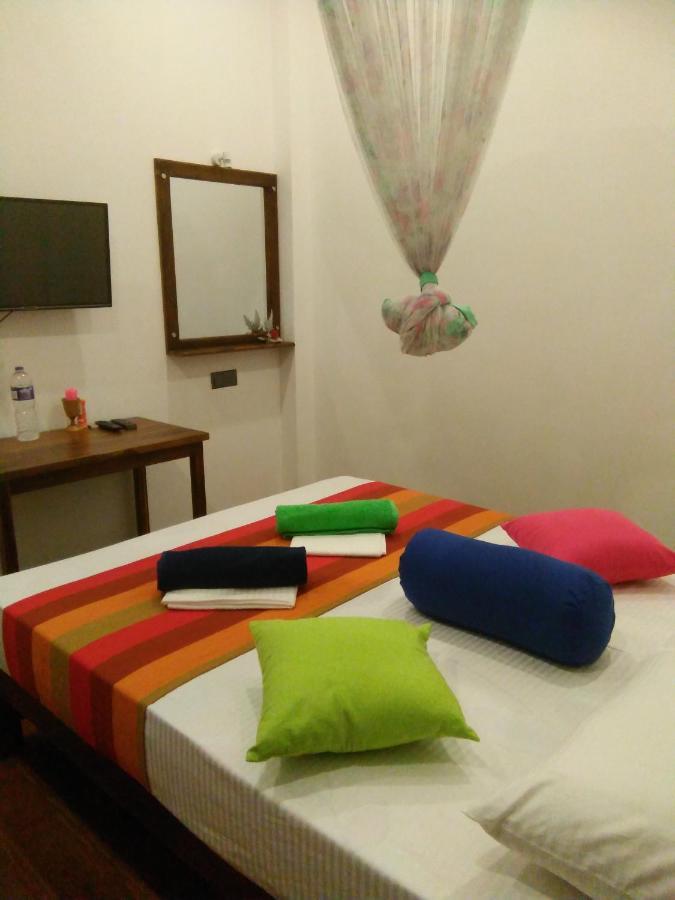 Ceylonima Home Stay Anuradhapura Eksteriør bilde